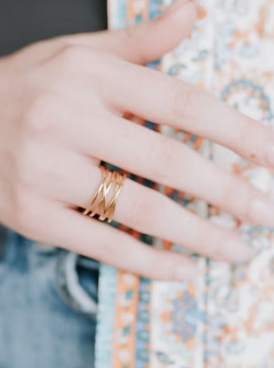 Jewelry Charm | Charm Layered Lines Gold Statement Ring