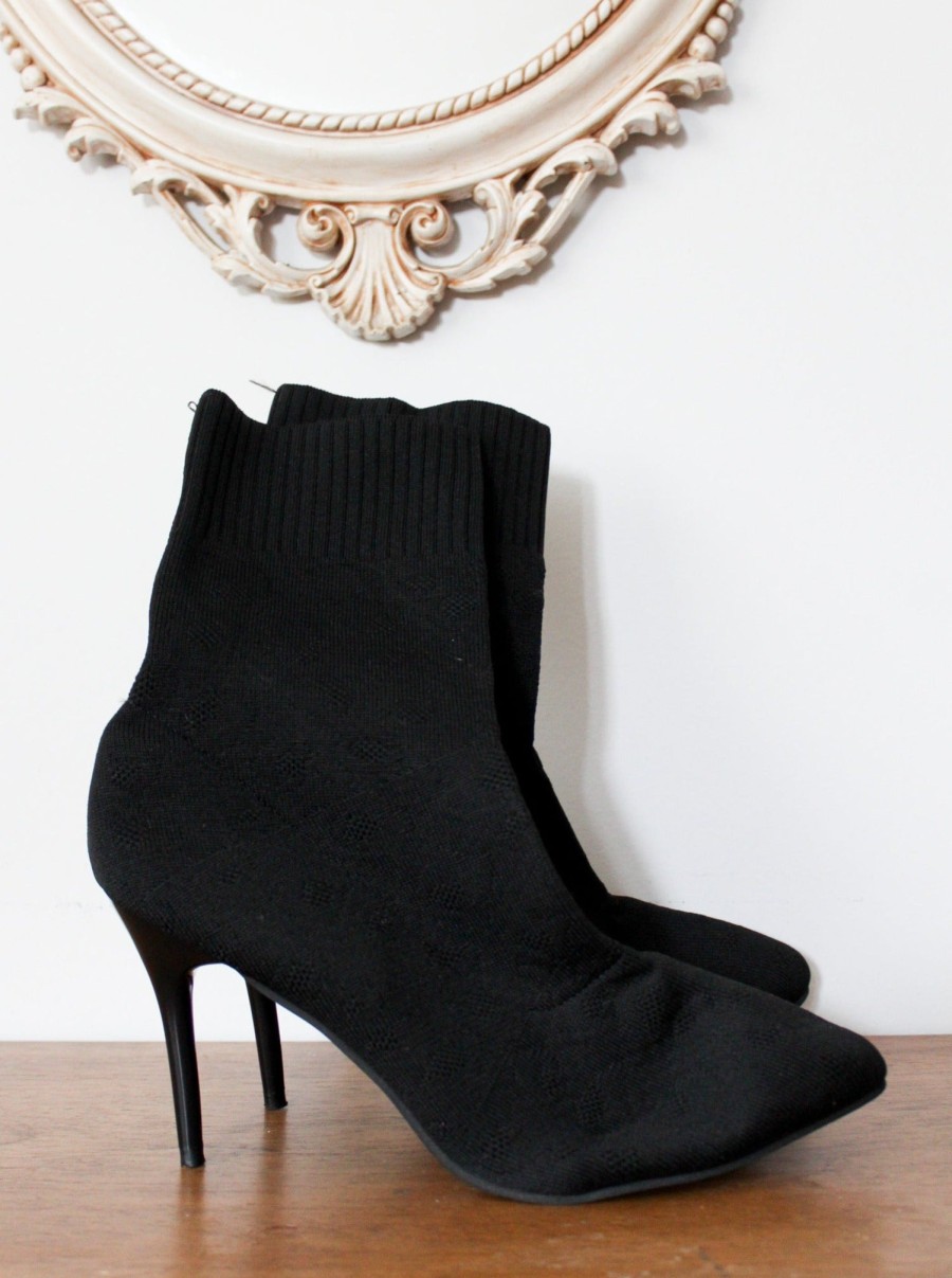 Curated Collections BLACK | Black Pull On Heeled Ankle Boots